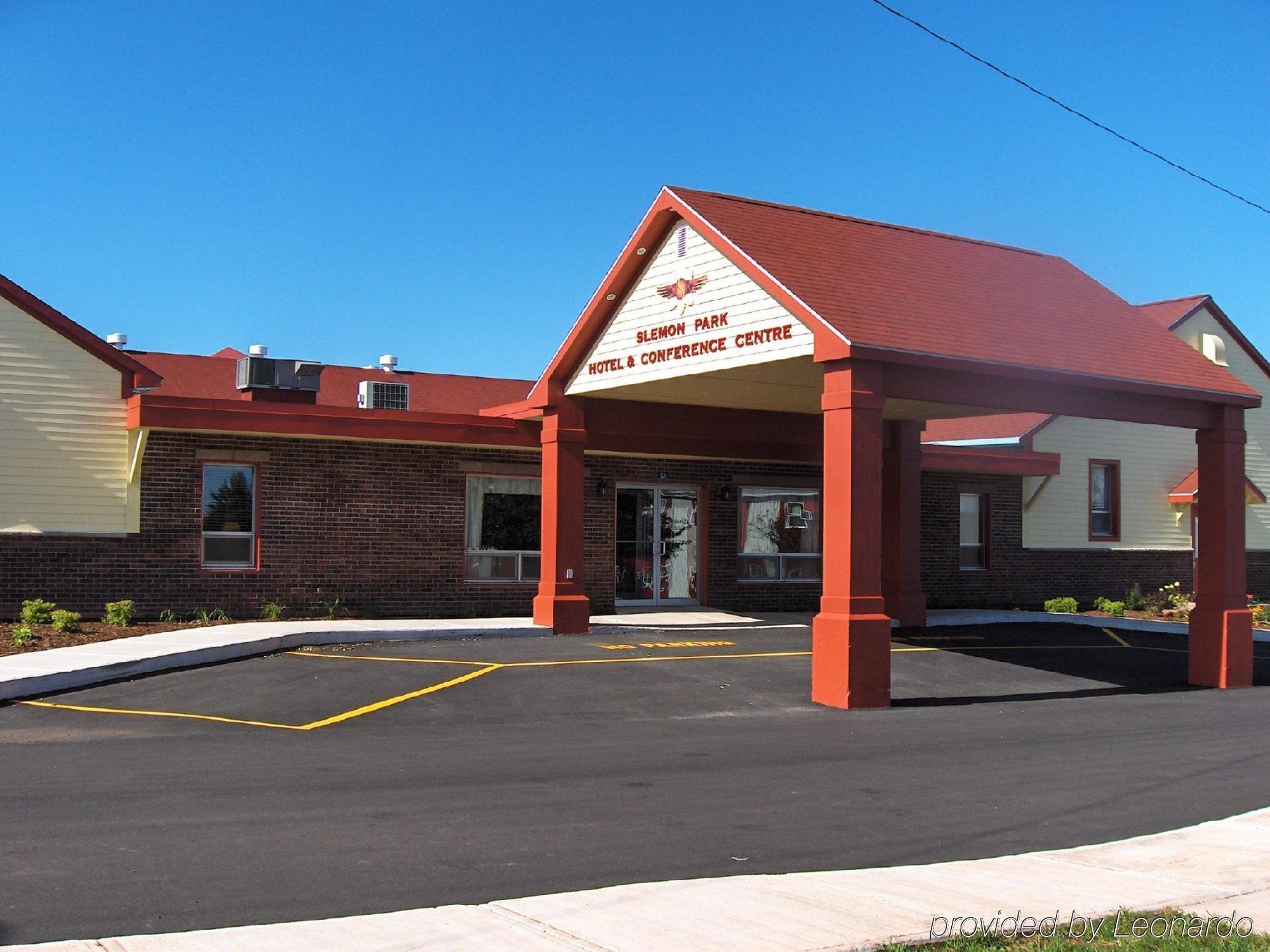 Slemon Park Hotel & Conference Centre Summerside Exterior foto